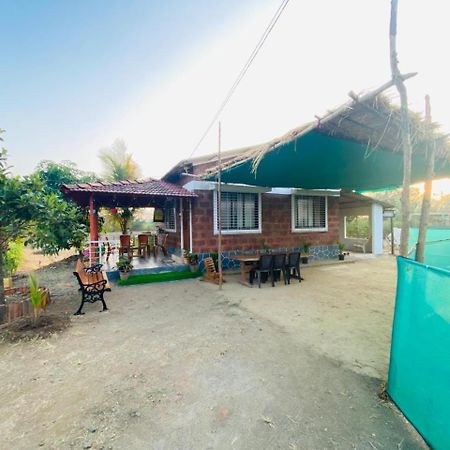 Sumati Raut Farm Villa Sahan Exterior foto